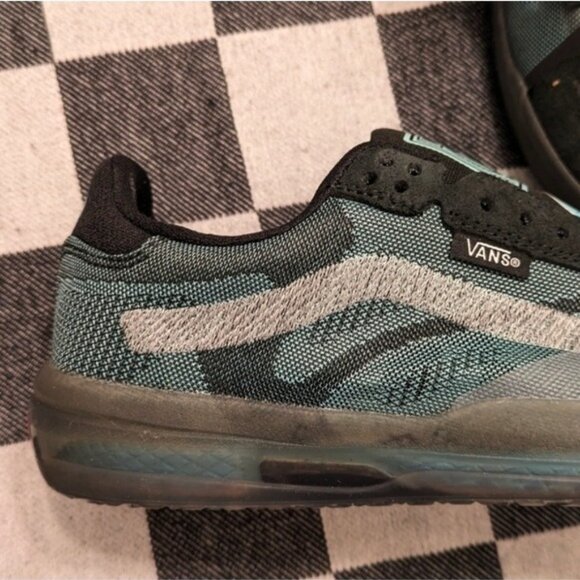 Vans EVDNT UltimateWaffle Women 8 Black Blue suede black Mar 112025 - Picture 9 of 9